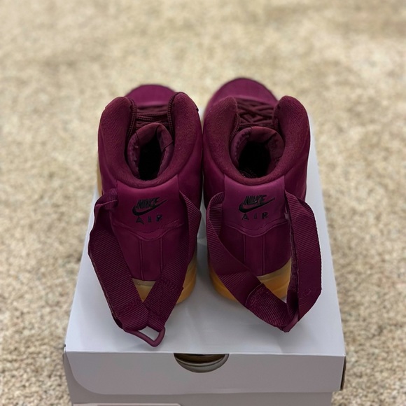 Air Force 1 High WB Bordeaux ( GS ) - Picture 3 of 5